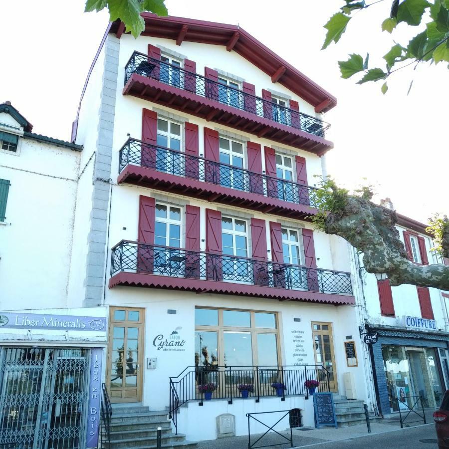Jondoni Laurendi Kanbo Aparthotel ก็องโบ-เล-แบ็ง ภายนอก รูปภาพ